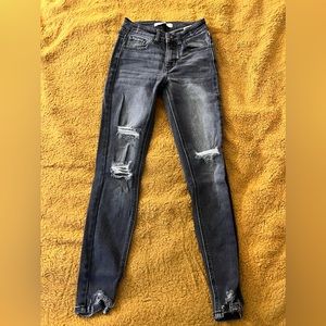 Mid rise KanCan skinny jeans, size 24 (00).